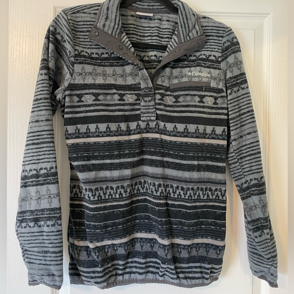Fleece Columbia Sweatshirt
